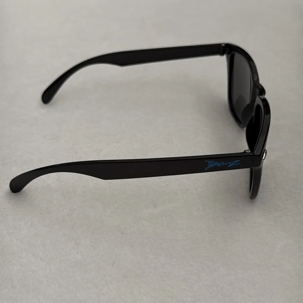 {NWT} JBanz | Classic Wayfarer Polarized Unisex Kids Sunglasses Black (4-10Y) - Picture 5 of 14